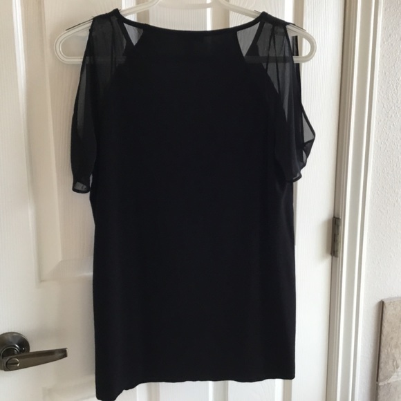 Vince Camuto black top with sheer slit short sleeves - Picture 7 of 9